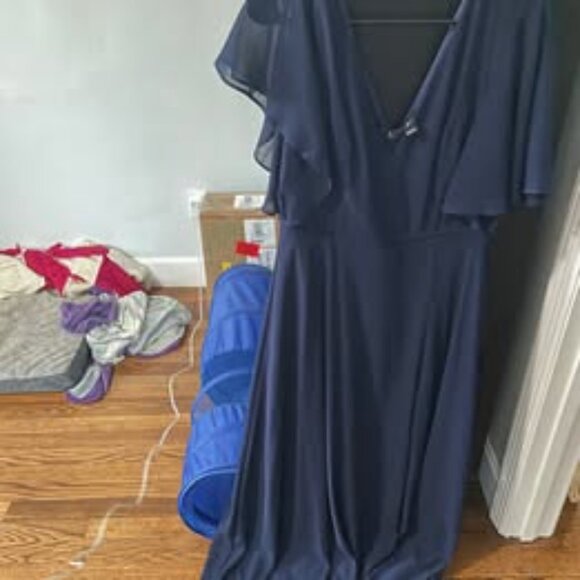 Windsor Formal Dress - Picture 2 of 3